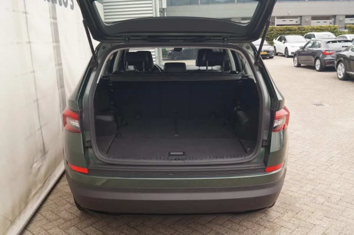 1.5 TSI 150pk DSG Business Edition 7-persoons -NAVI-ECC-