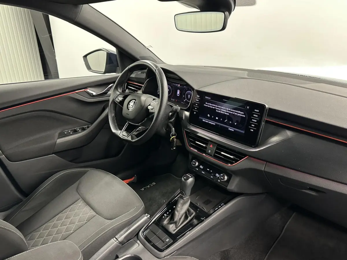 1.0 TSI Sport Business|Lane Assist|Virtual Cockpit|Carplay