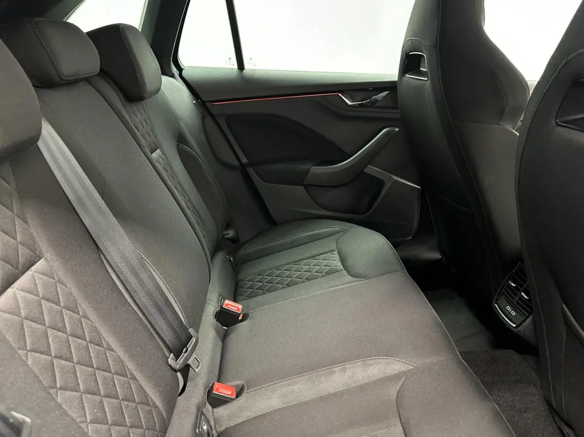 1.0 TSI Sport Business|Lane Assist|Virtual Cockpit|Carplay
