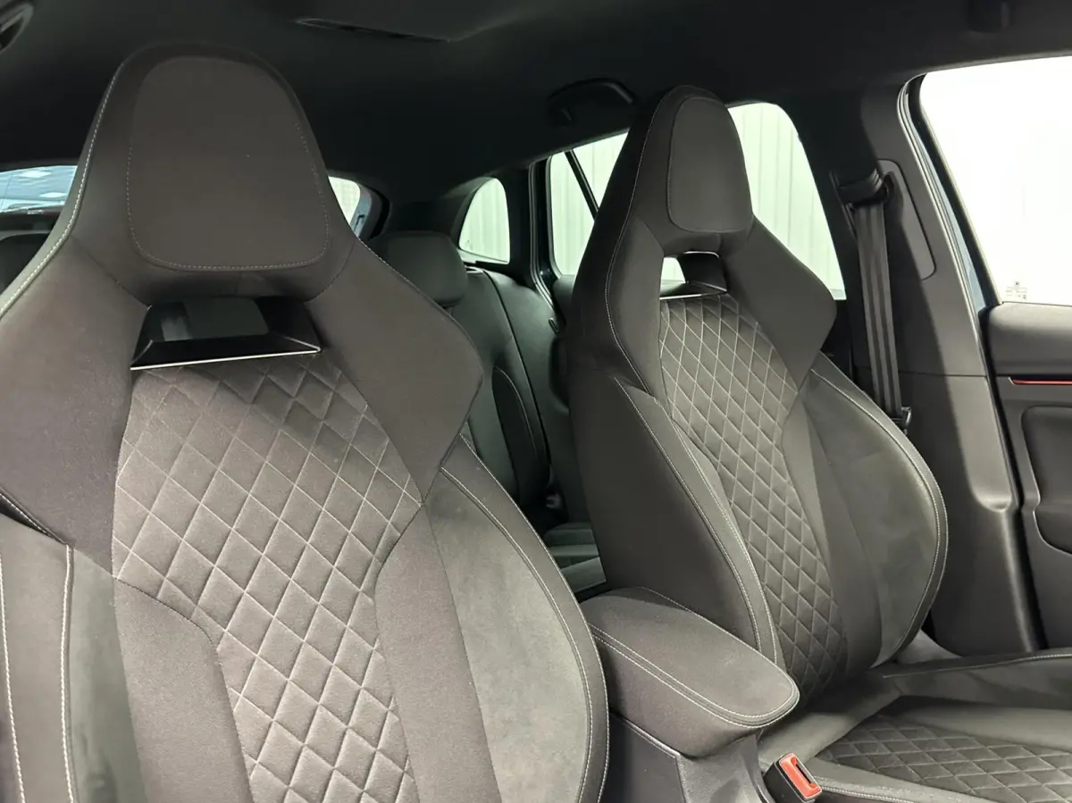 1.0 TSI Sport Business|Lane Assist|Virtual Cockpit|Carplay