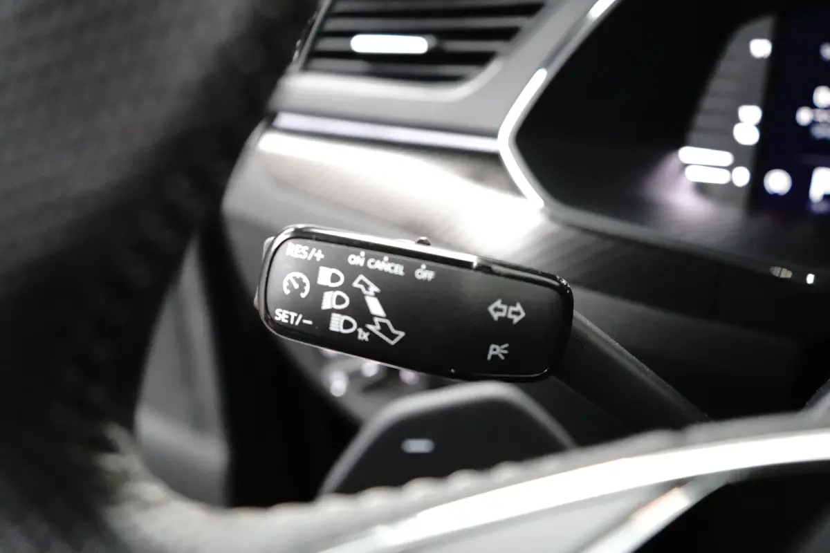 1.4 IV Sportline 204 pk 6-DSG | Achteruitrijcamera | Elektrische Stoelen | Apple Carplay |