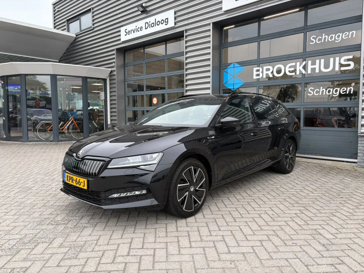 1.4 IV Sportline 204 pk 6-DSG | Achteruitrijcamera | Elektrische Stoelen | Apple Carplay |