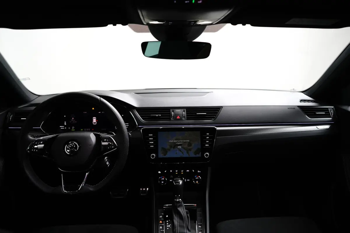 1.4 IV Sportline 204 pk 6-DSG | Achteruitrijcamera | Elektrische Stoelen | Apple Carplay |