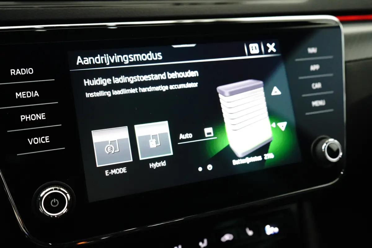 1.4 IV Sportline 204 pk 6-DSG | Achteruitrijcamera | Elektrische Stoelen | Apple Carplay |