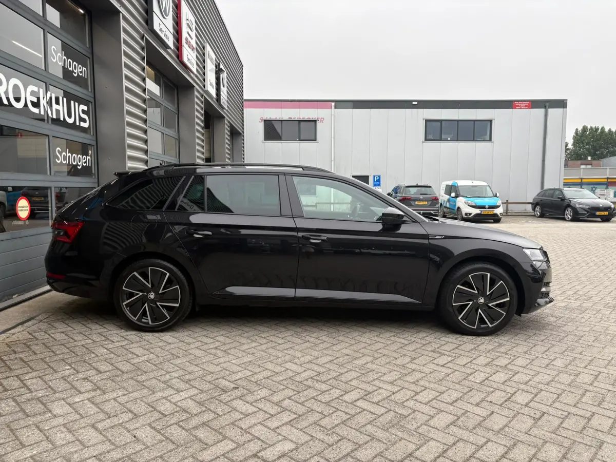 1.4 IV Sportline 204 pk 6-DSG | Achteruitrijcamera | Elektrische Stoelen | Apple Carplay |