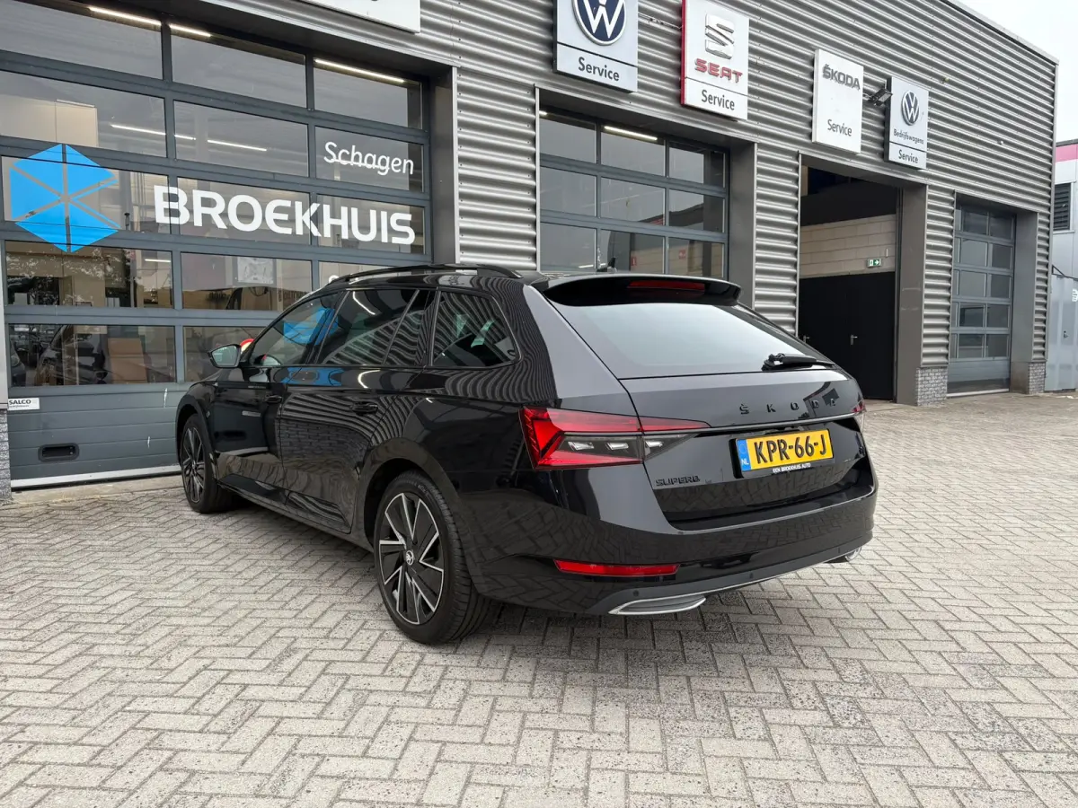 1.4 IV Sportline 204 pk 6-DSG | Achteruitrijcamera | Elektrische Stoelen | Apple Carplay |
