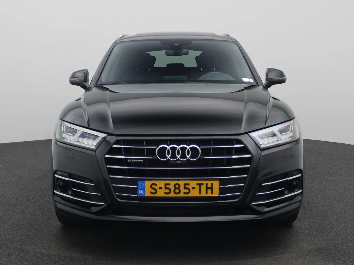 55 TFSI e quattro Competition | Automaat | Panoramadak | Stoelverwarming | Parkeersensoren | Bang&Olufsen | Head-up Display | Sfeerverlichting |