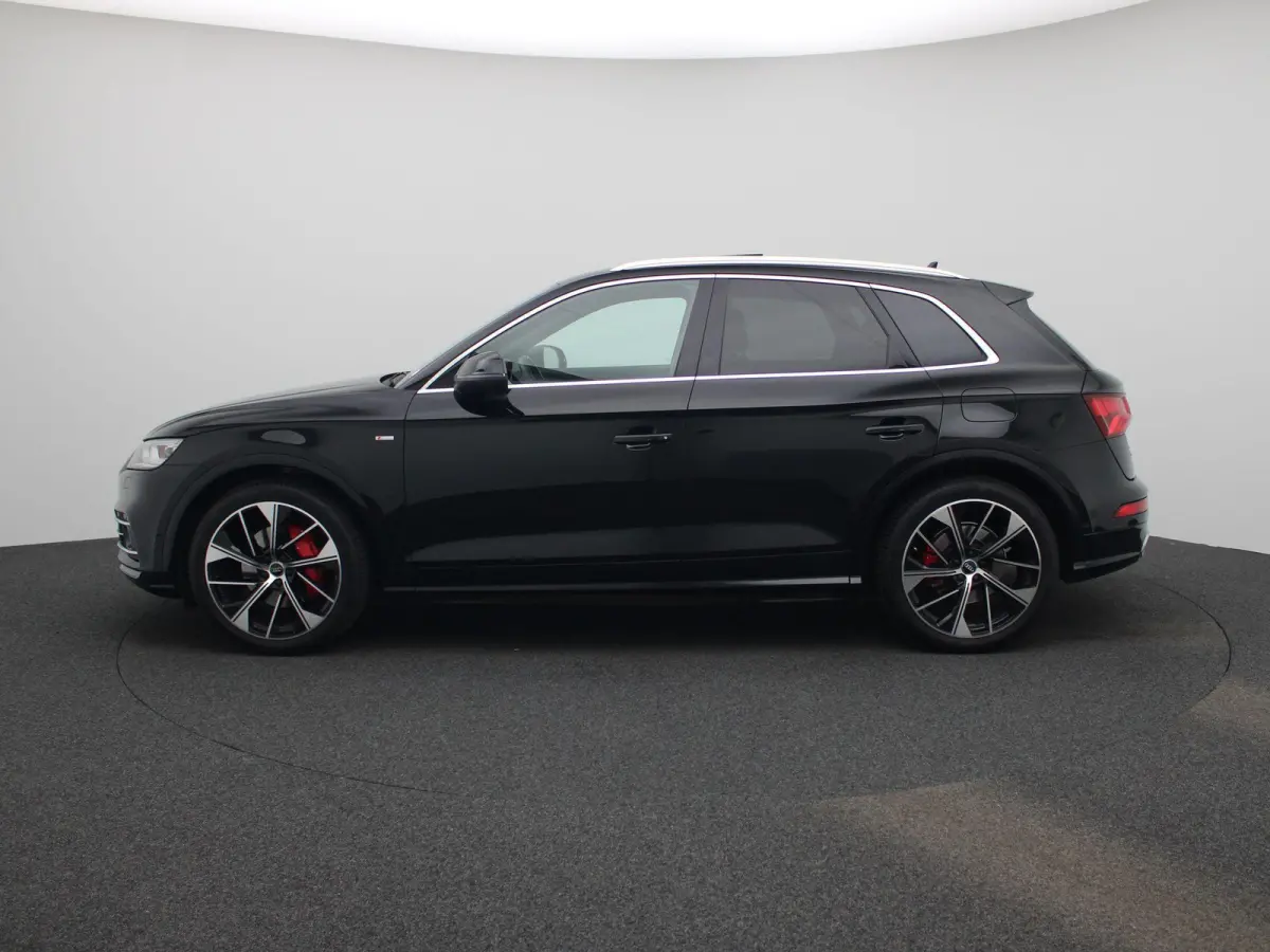 55 TFSI e quattro Competition | Automaat | Panoramadak | Stoelverwarming | Parkeersensoren | Bang&Olufsen | Head-up Display | Sfeerverlichting |
