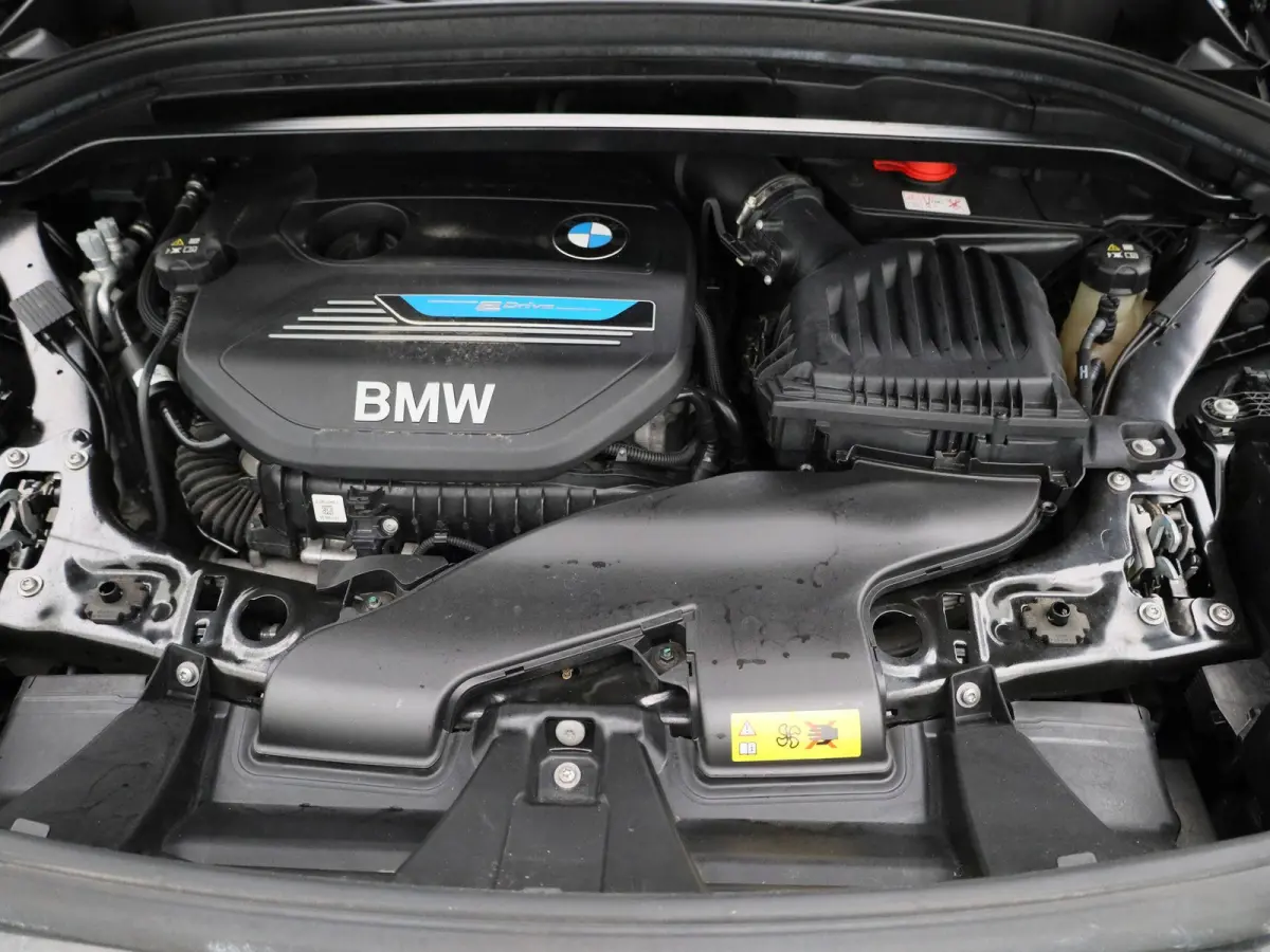 xDrive25e | Climate Control | Cruise Control | Navigatie | Achteruitcamera | Parkeersensoren | Lichtmetalen Velgen |