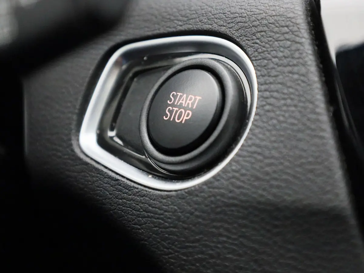 xDrive25e | Climate Control | Cruise Control | Navigatie | Achteruitcamera | Parkeersensoren | Lichtmetalen Velgen |