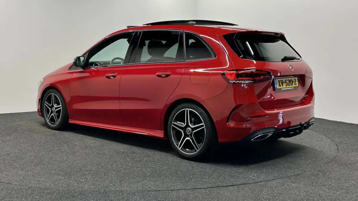 180 Business Solution AMG|WideScreen|Carplay|Pano|Carplay|Trekhaak|
