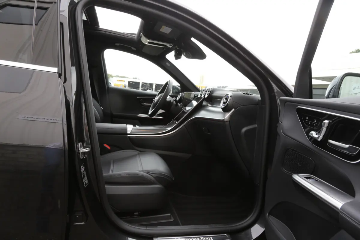 4MATIC Plug in hybride*Perfect Onderh.*Luchtvering/Pano/Massage/Stoelkoeling/Snellader/Stoelverw./ACC met stuurhulp/Vol Leder/360Camera/Keyless Entry+Go/Memorie/Sfeer/Dodehoek/Elek. Achterkl