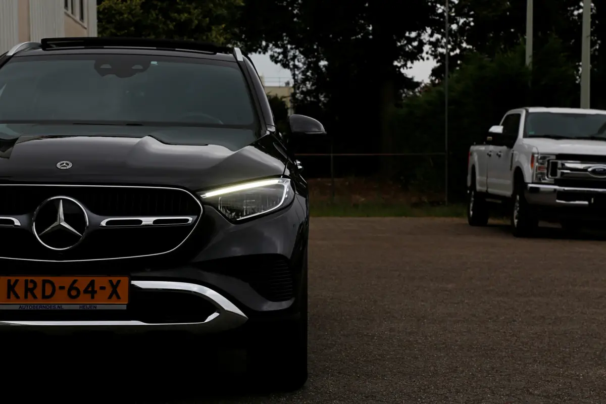 4MATIC Plug in hybride*Perfect Onderh.*Luchtvering/Pano/Massage/Stoelkoeling/Snellader/Stoelverw./ACC met stuurhulp/Vol Leder/360Camera/Keyless Entry+Go/Memorie/Sfeer/Dodehoek/Elek. Achterkl