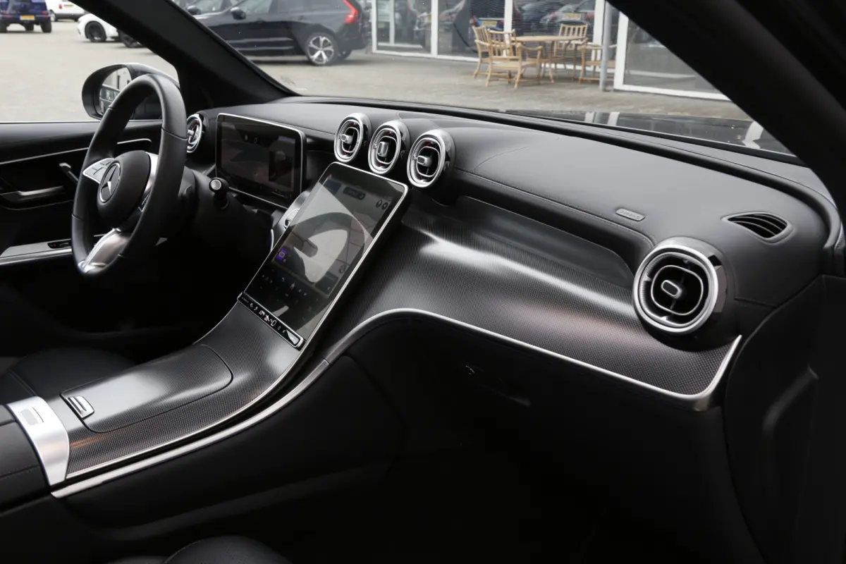 4MATIC Plug in hybride*Perfect Onderh.*Luchtvering/Pano/Massage/Stoelkoeling/Snellader/Stoelverw./ACC met stuurhulp/Vol Leder/360Camera/Keyless Entry+Go/Memorie/Sfeer/Dodehoek/Elek. Achterkl