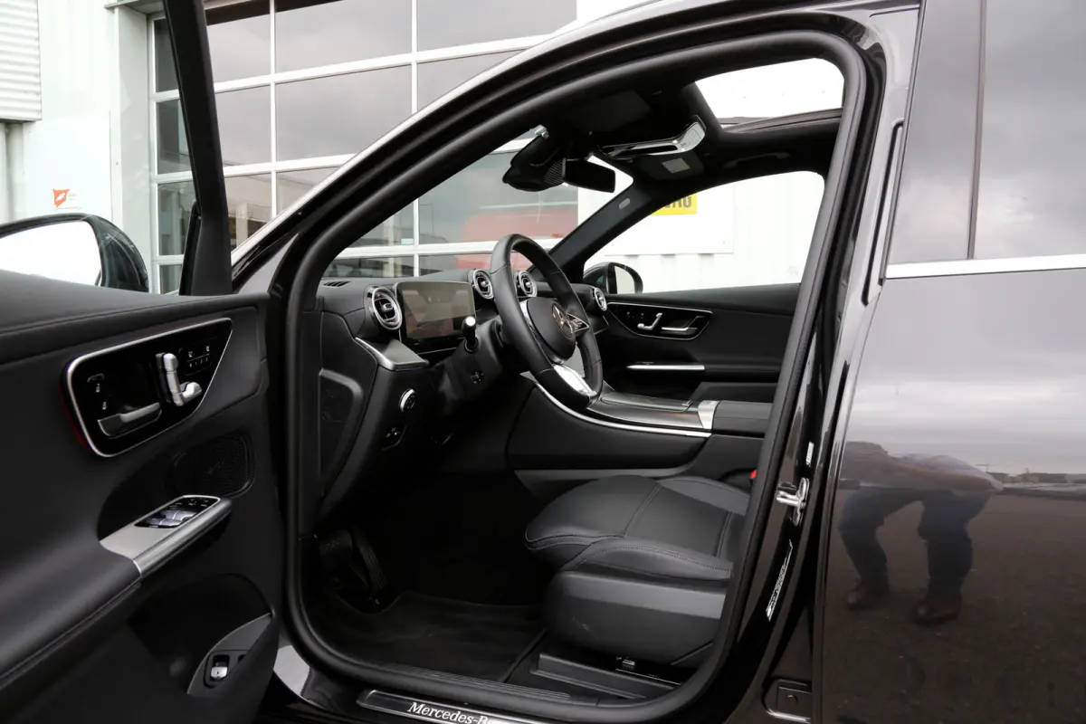 4MATIC Plug in hybride*Perfect Onderh.*Luchtvering/Pano/Massage/Stoelkoeling/Snellader/Stoelverw./ACC met stuurhulp/Vol Leder/360Camera/Keyless Entry+Go/Memorie/Sfeer/Dodehoek/Elek. Achterkl