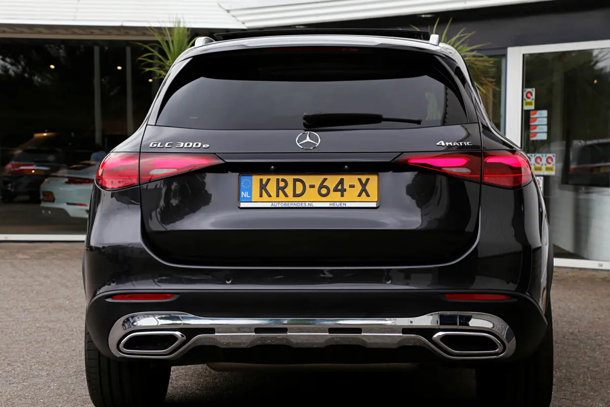 4MATIC Plug in hybride*Perfect Onderh.*Luchtvering/Pano/Massage/Stoelkoeling/Snellader/Stoelverw./ACC met stuurhulp/Vol Leder/360Camera/Keyless Entry+Go/Memorie/Sfeer/Dodehoek/Elek. Achterkl