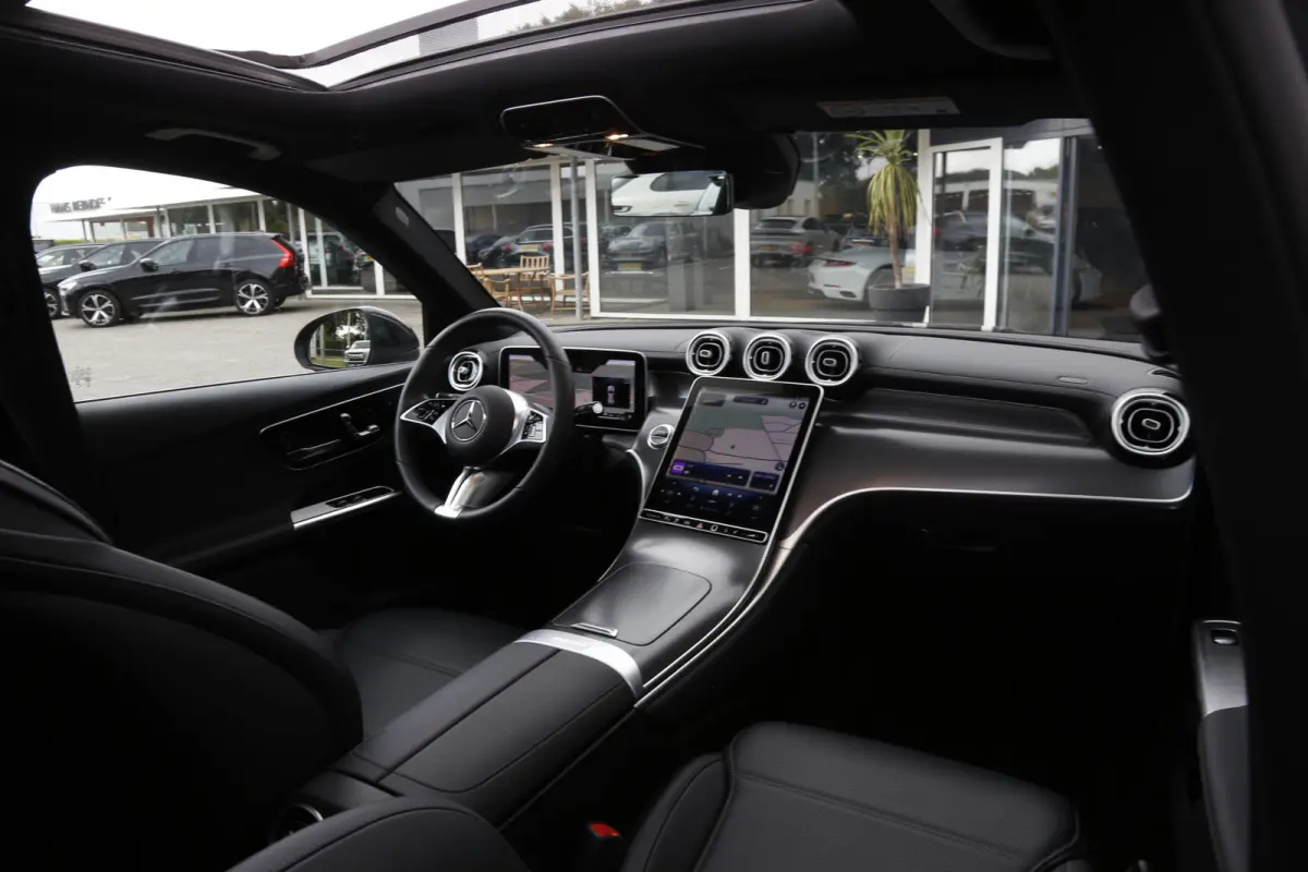4MATIC Plug in hybride*Perfect Onderh.*Luchtvering/Pano/Massage/Stoelkoeling/Snellader/Stoelverw./ACC met stuurhulp/Vol Leder/360Camera/Keyless Entry+Go/Memorie/Sfeer/Dodehoek/Elek. Achterkl