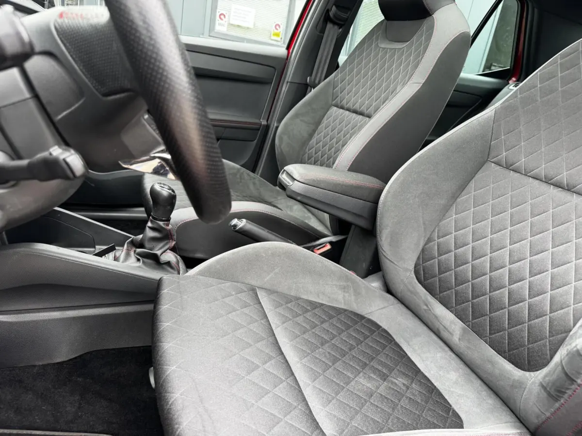 1.0 TSI 70KW Monte Carlo Panoramisch dak