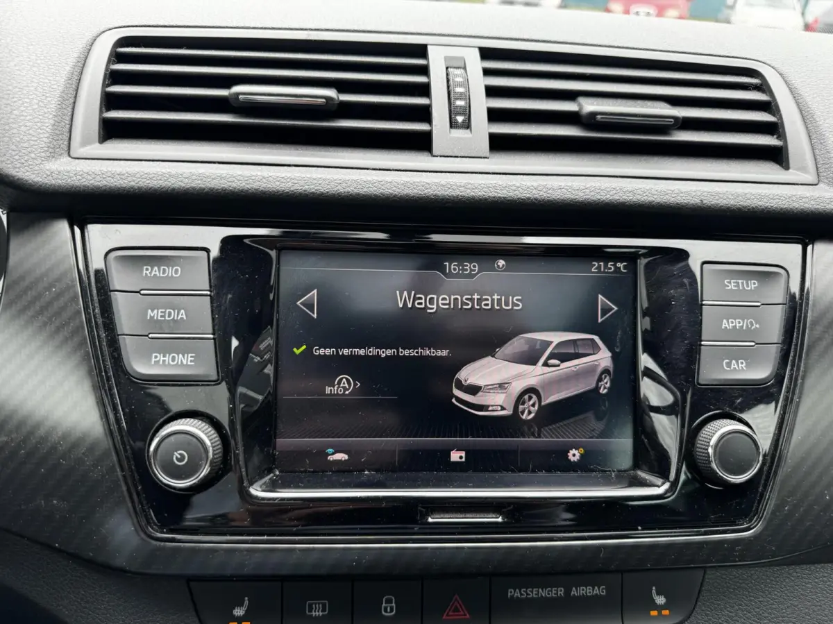 1.0 TSI 70KW Monte Carlo Panoramisch dak
