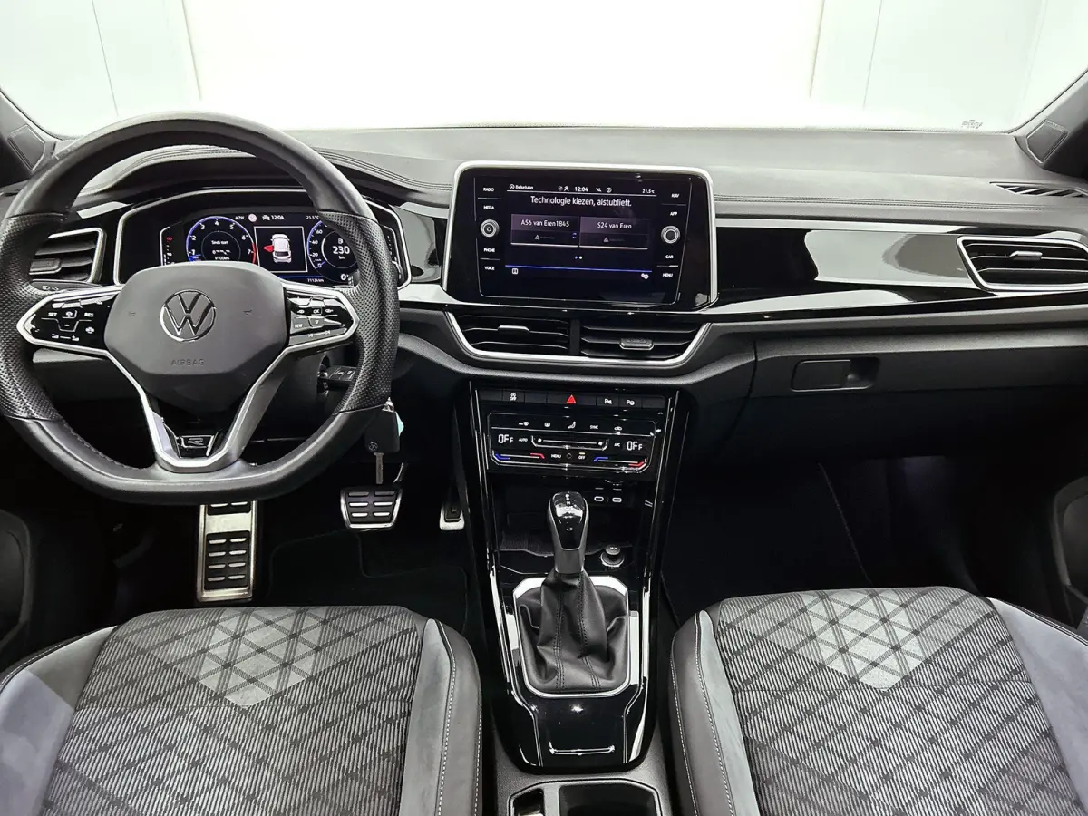 1.5 TSI R-Line | 150 PK | Automaat | Parkeercamera |  Adaptive Cruise Control | Navigatie | Apple Carplay / Android Auto |