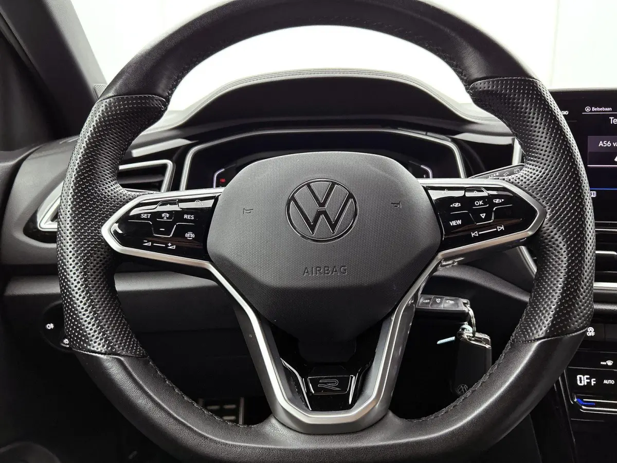 1.5 TSI R-Line | 150 PK | Automaat | Parkeercamera |  Adaptive Cruise Control | Navigatie | Apple Carplay / Android Auto |
