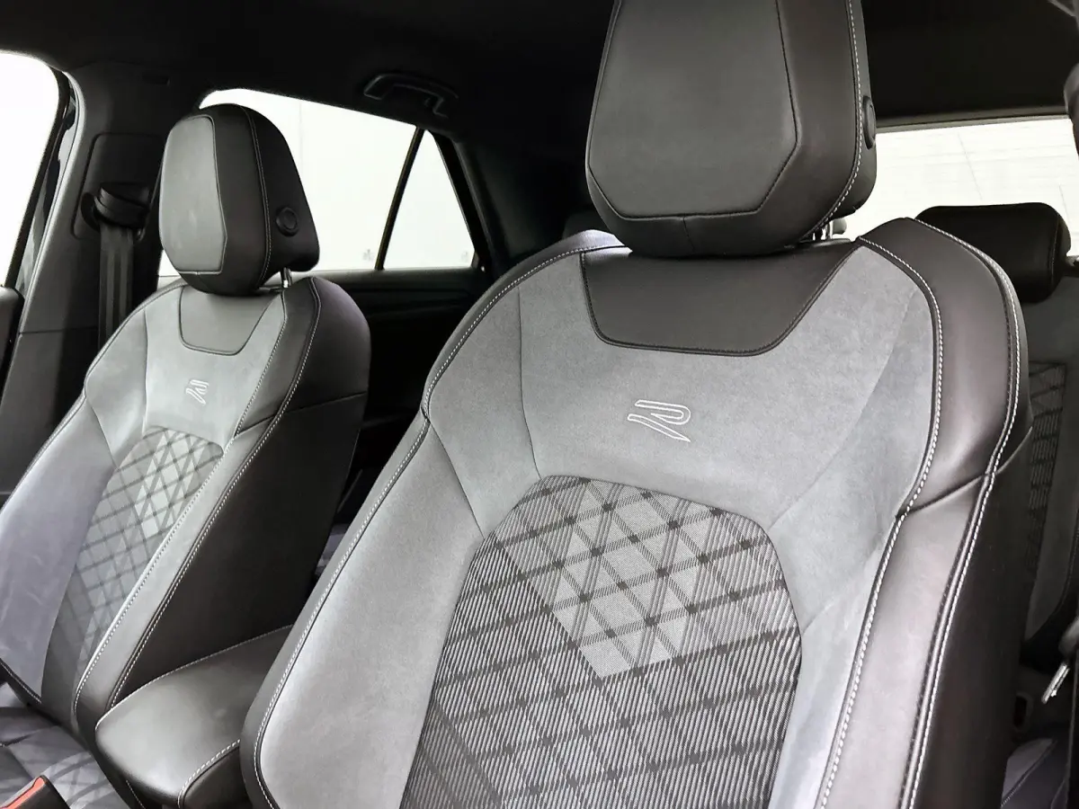 1.5 TSI R-Line | 150 PK | Automaat | Parkeercamera |  Adaptive Cruise Control | Navigatie | Apple Carplay / Android Auto |