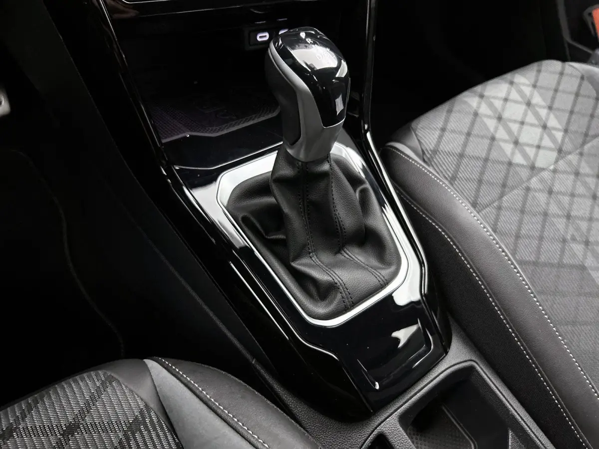 1.5 TSI R-Line | 150 PK | Automaat | Parkeercamera |  Adaptive Cruise Control | Navigatie | Apple Carplay / Android Auto |