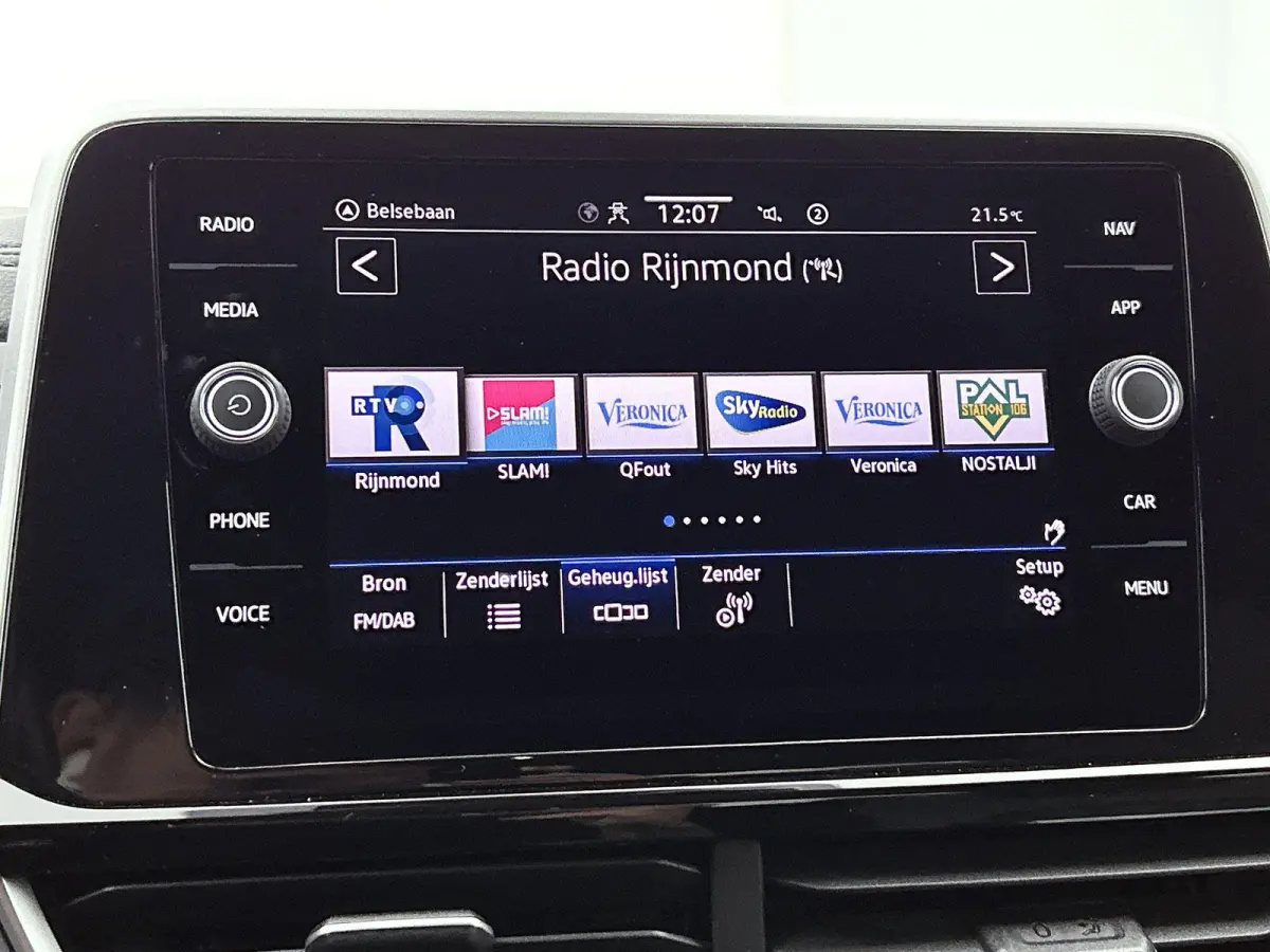 1.5 TSI R-Line | 150 PK | Automaat | Parkeercamera |  Adaptive Cruise Control | Navigatie | Apple Carplay / Android Auto |