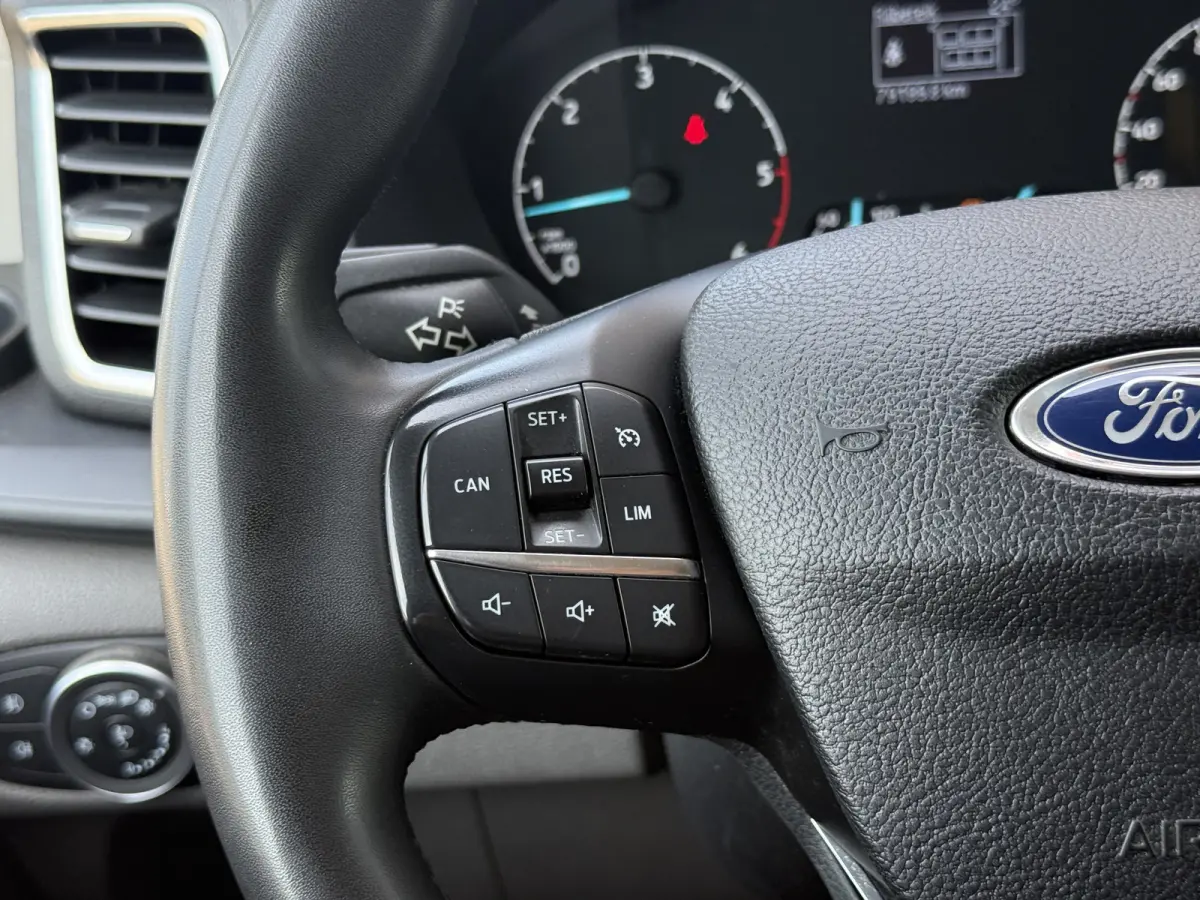 320 2.0 TDCI L2H1 Limited DC | ZB-Edition | Vol opties! | 1e Eig | NL-auto | Dealer OH