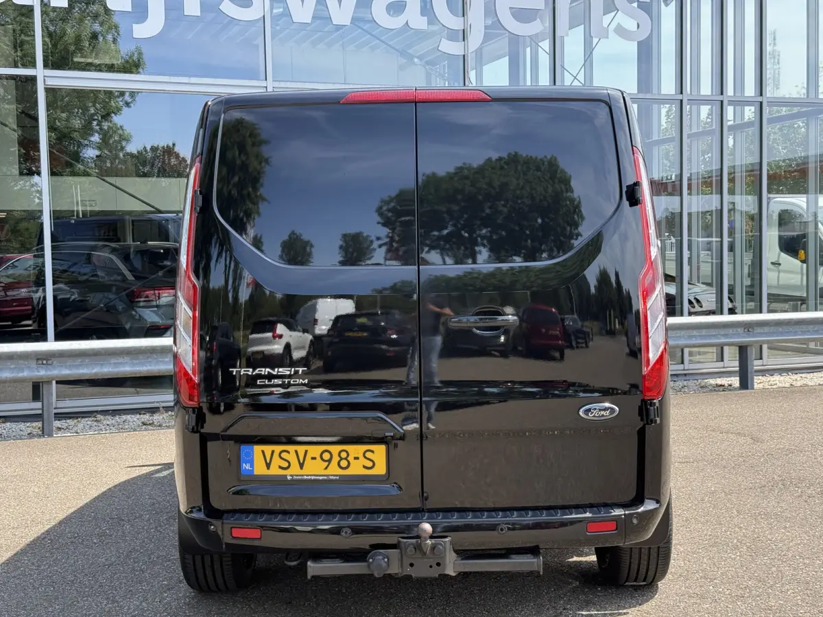 320 2.0 TDCI L2H1 Limited DC | ZB-Edition | Vol opties! | 1e Eig | NL-auto | Dealer OH