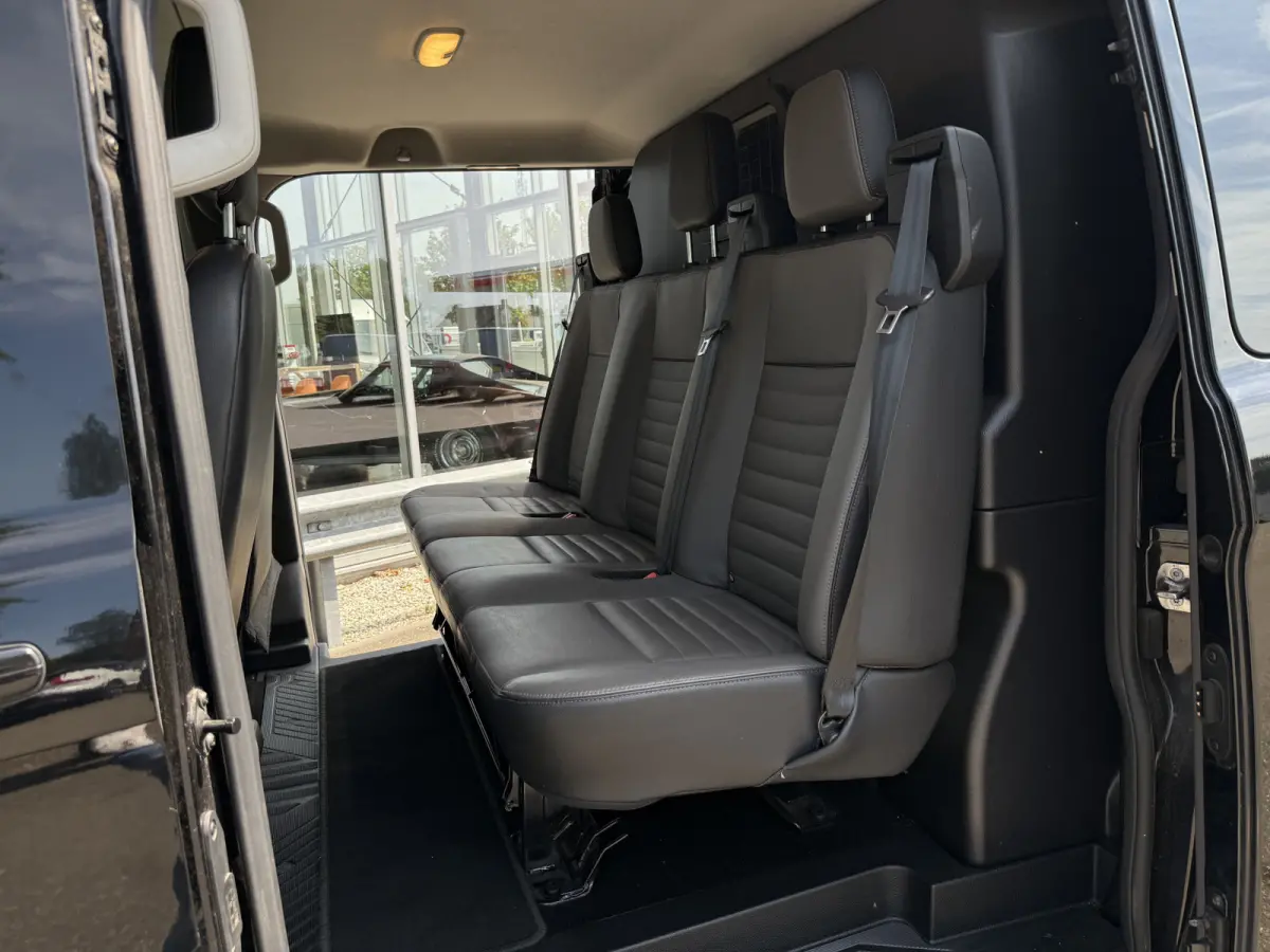 320 2.0 TDCI L2H1 Limited DC | ZB-Edition | Vol opties! | 1e Eig | NL-auto | Dealer OH
