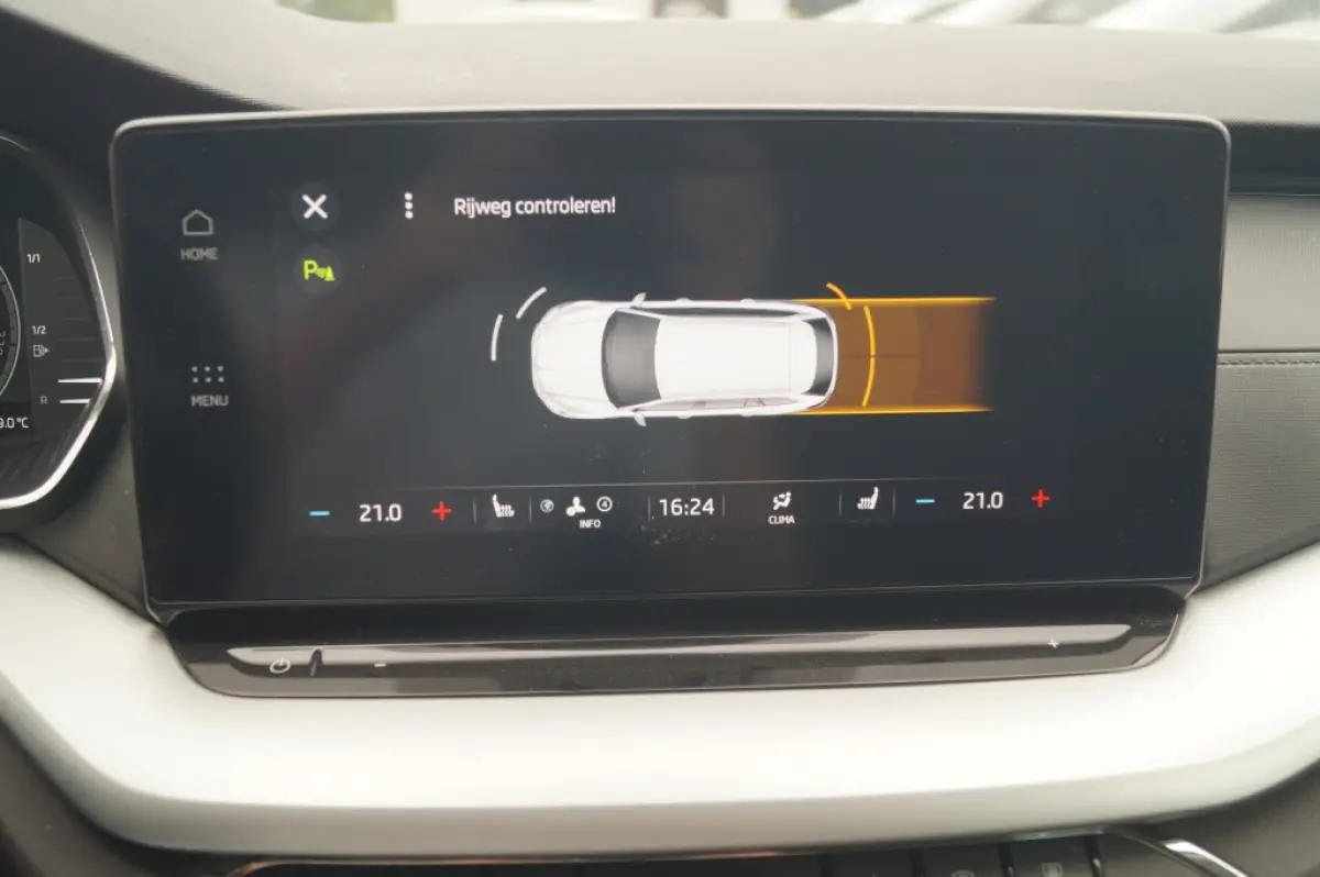 2.0 TDI 115pk Ambition -NAVI-ECC-PDC-