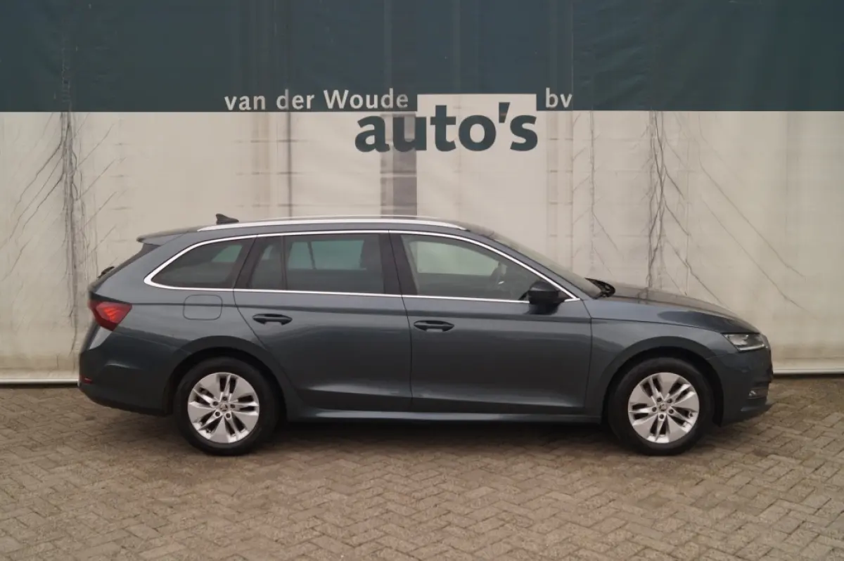 2.0 TDI 115pk Ambition -NAVI-ECC-PDC-