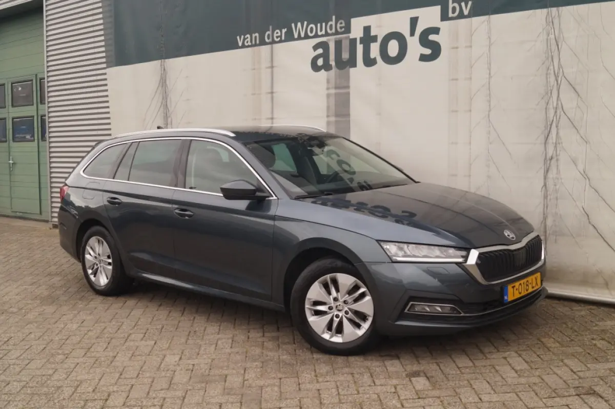 2.0 TDI 115pk Ambition -NAVI-ECC-PDC-