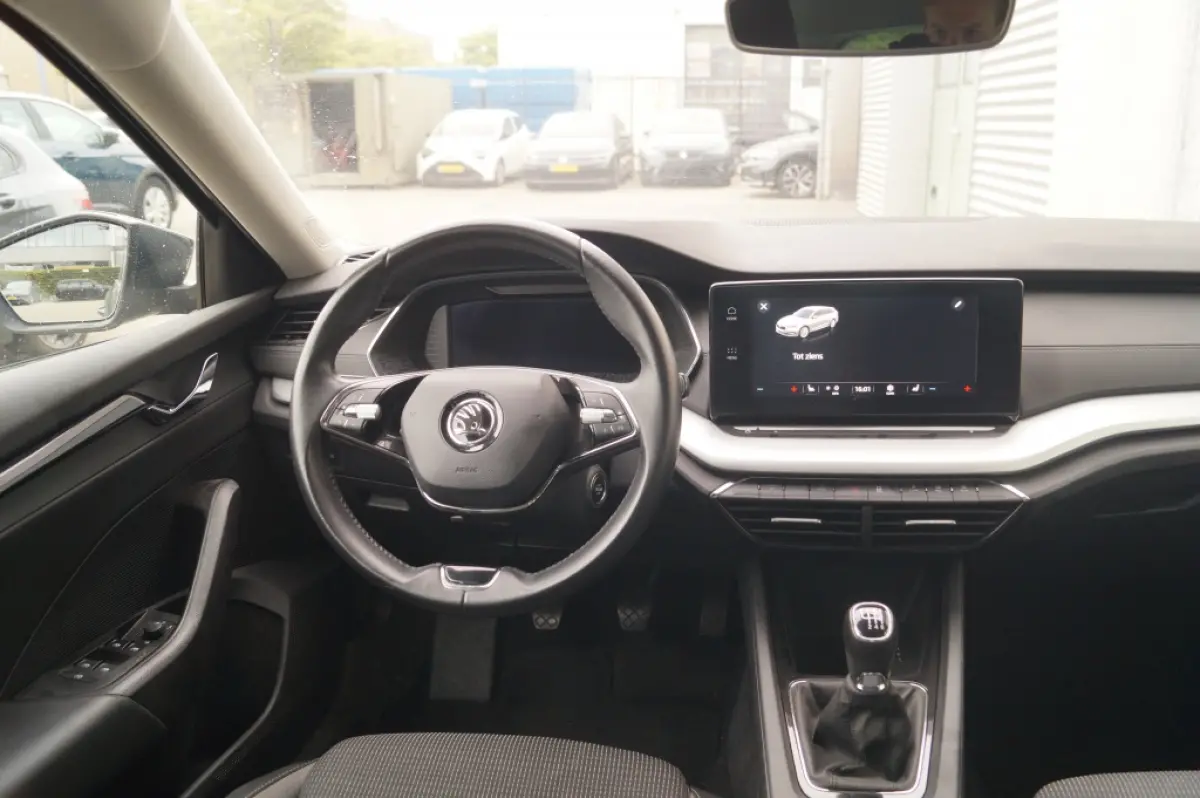 2.0 TDI 115pk Ambition -NAVI-ECC-PDC-