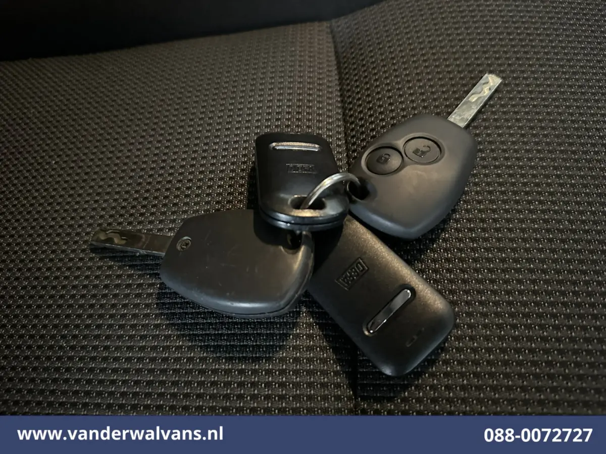 2.0 MultiJet 146pk L2H1 Euro6 Airco | Camera | Navigatie | Cruisecontrol Trekhaak, Parkeersensoren, Bijrijdersbank
