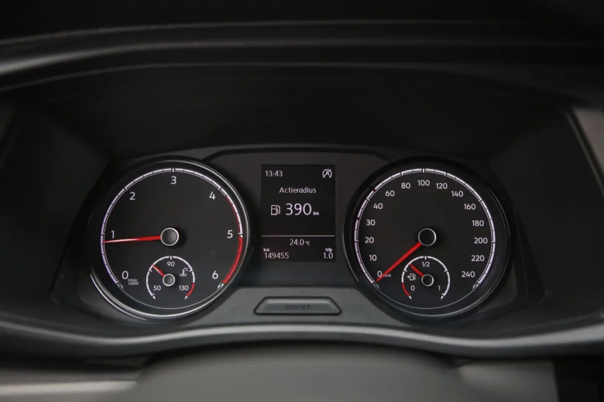 2.0 TDI L1H1 | Apple Carplay | Android Auto |