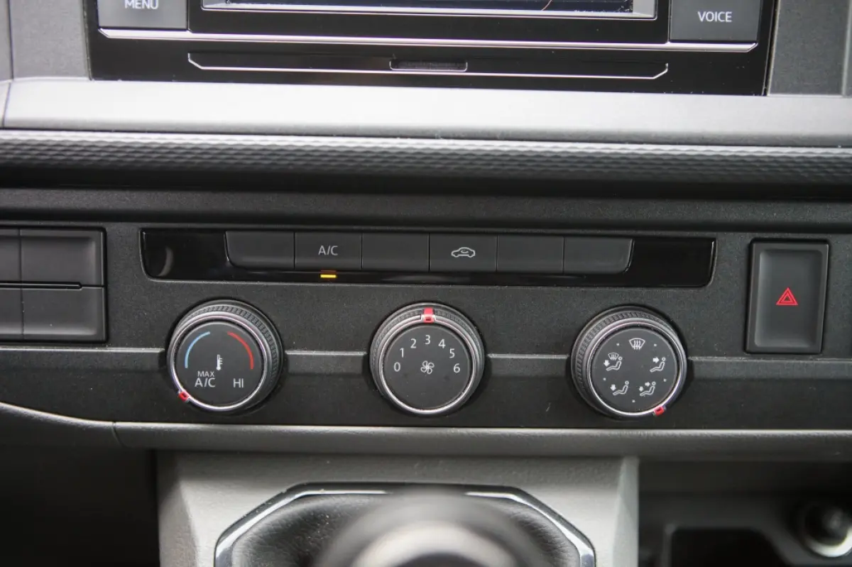 2.0 TDI L1H1 | Apple Carplay | Android Auto |