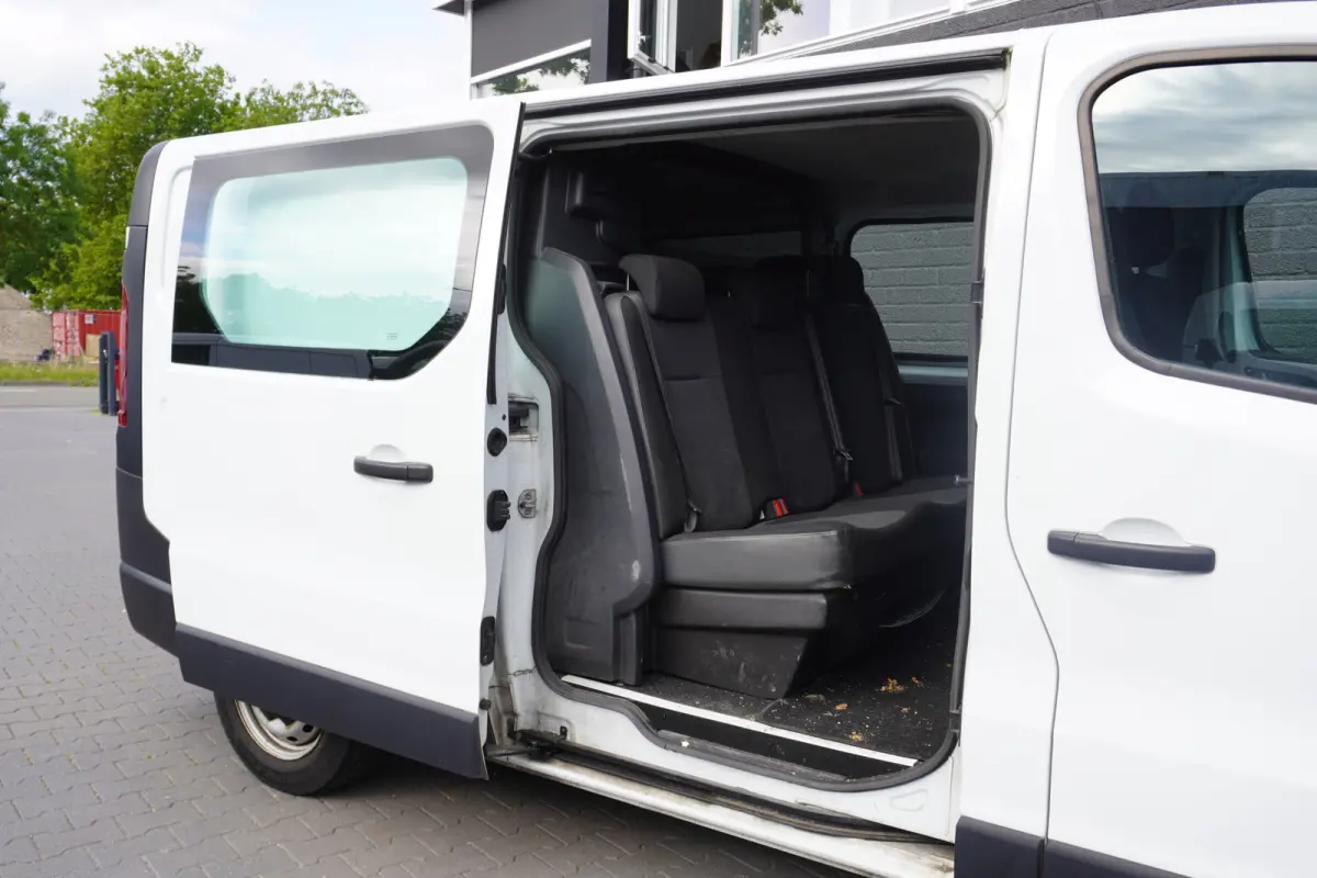 1.6 MJ 125PK L2 Dubbele Cabine EURO 6 - Airco - Navi - Cruise - € 12.499,- Excl.