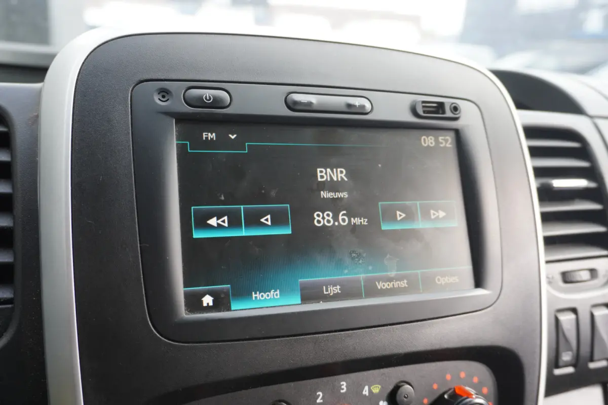1.6 MJ 125PK L2 Dubbele Cabine EURO 6 - Airco - Navi - Cruise - € 12.499,- Excl.