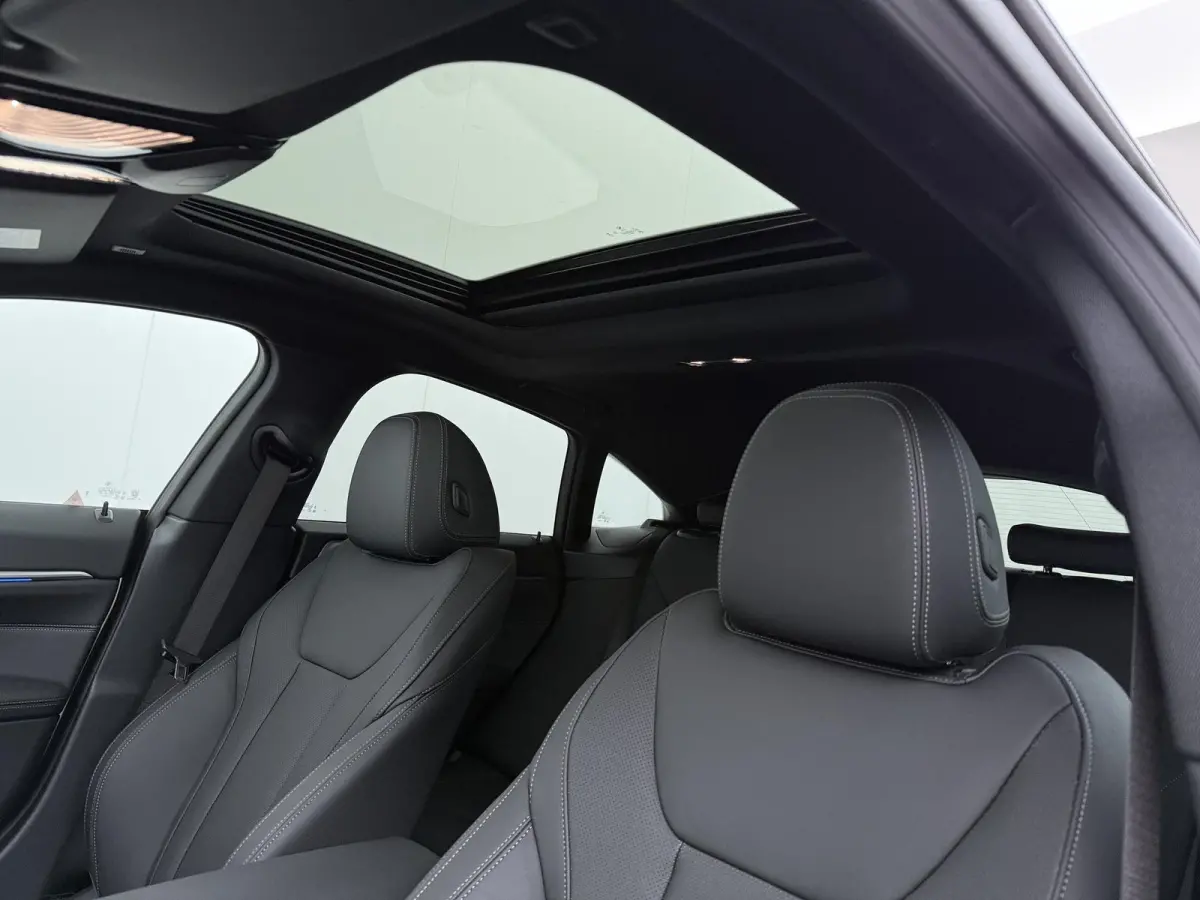 eDrive35 | M Sport Edition | SoH 100% | M Sportpakket | Innovation Pack | Comfort Pack