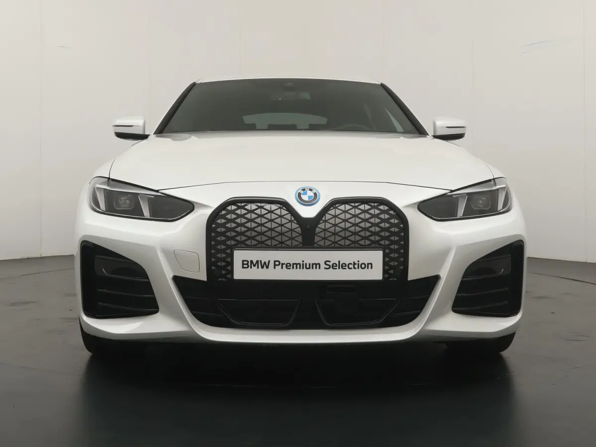 eDrive35 | M Sport Edition | SoH 100% | M Sportpakket | Innovation Pack | Comfort Pack