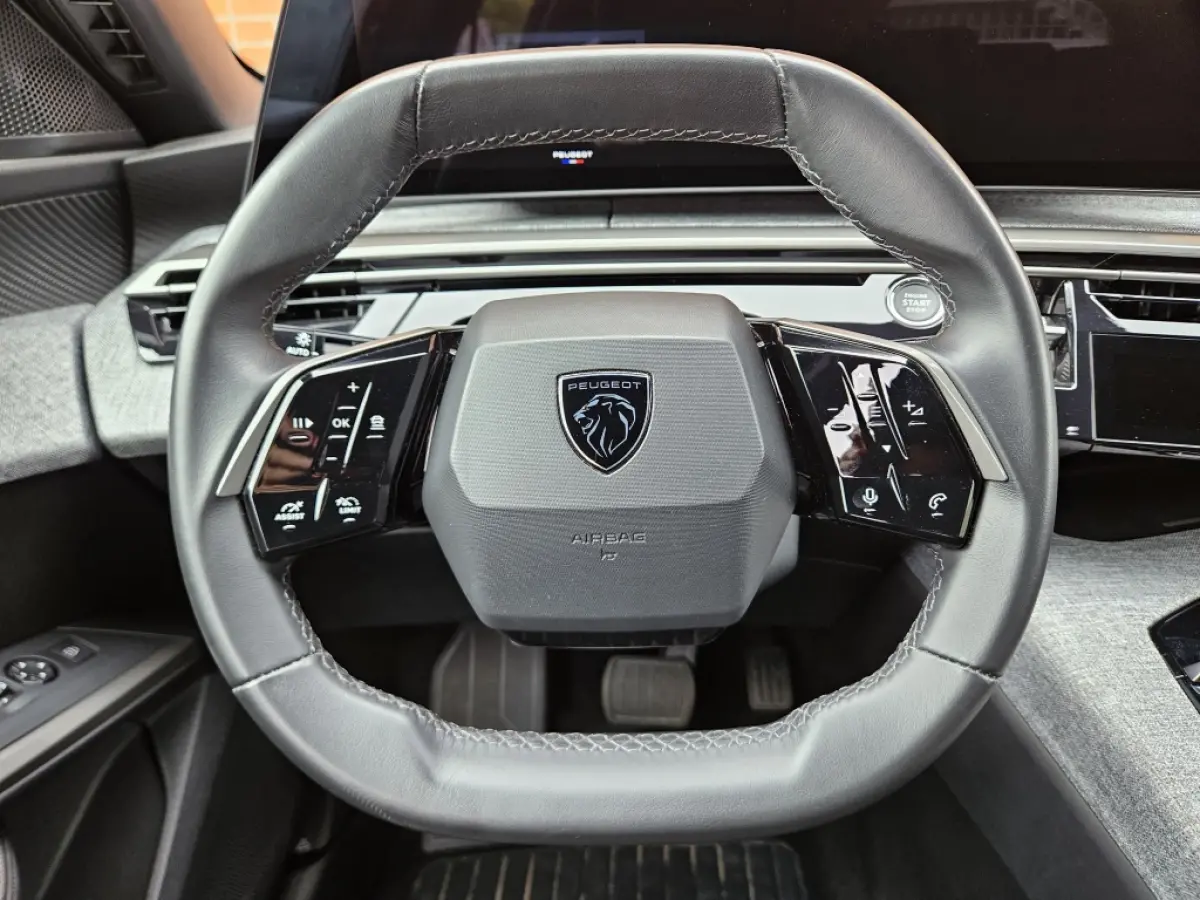 1.2 Hybride 145PK Allure 7 Persoons Navigatie Carplay AGR-Stoele
