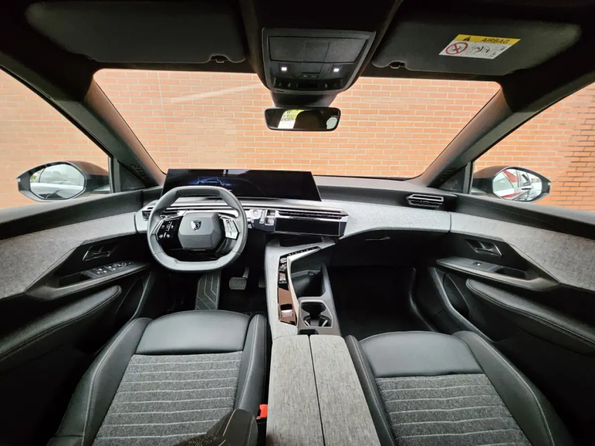 1.2 Hybride 145PK Allure 7 Persoons Navigatie Carplay AGR-Stoele
