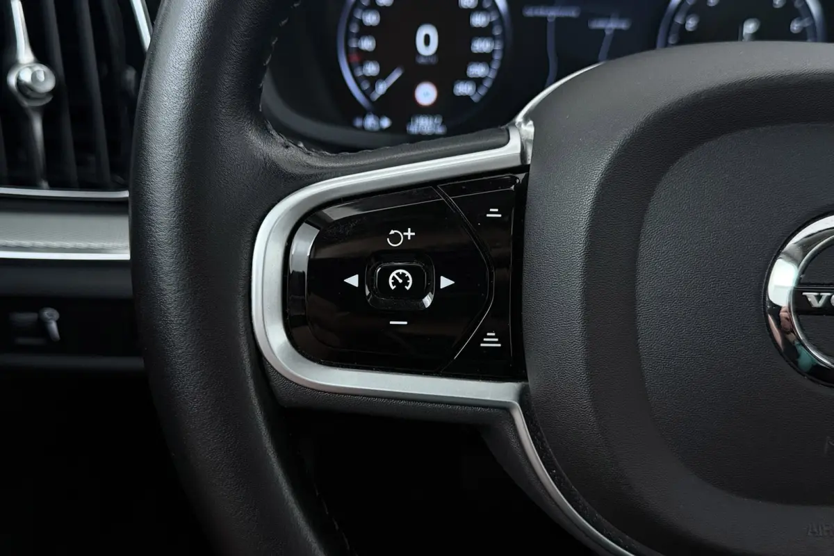 2.0 T6 AWD Inscription | Trekhaak | 310 PK! | Org. NL | Pano | 360 Camera | CarPlay | Adapt. Cruise | Dual Memory | BSM|