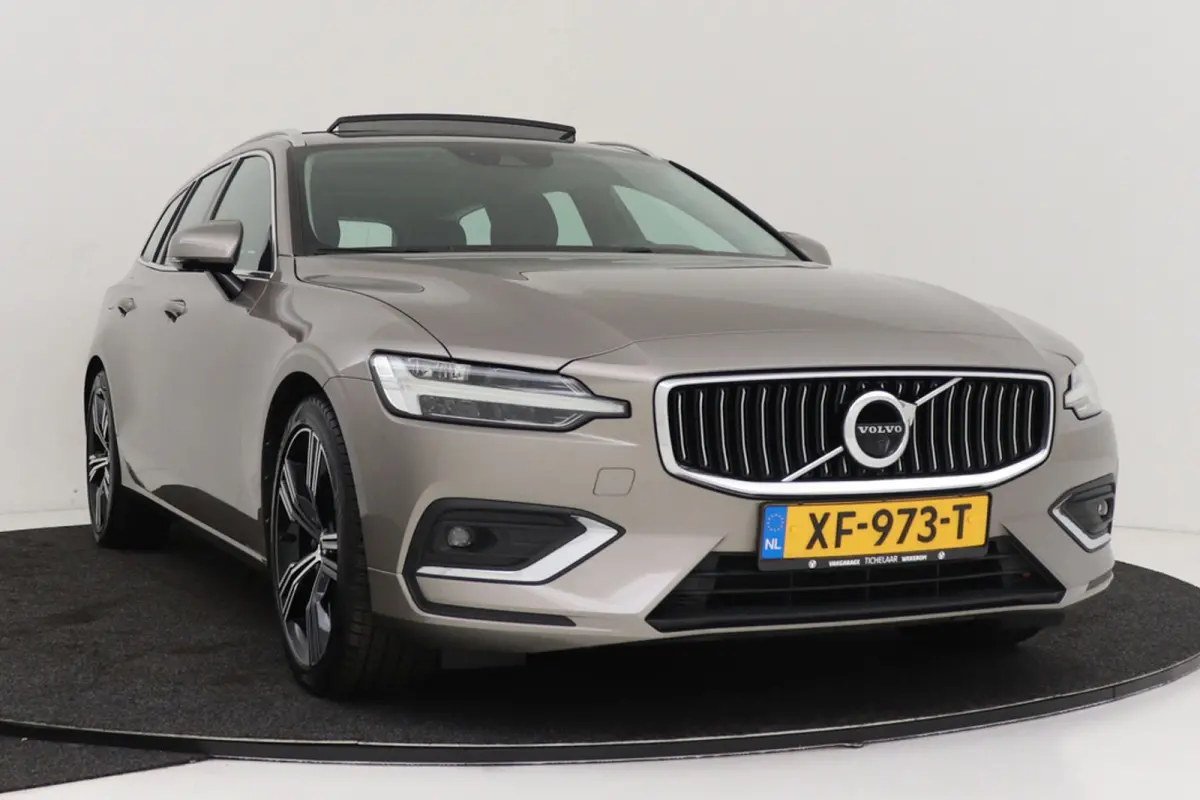 2.0 T6 AWD Inscription | Trekhaak | 310 PK! | Org. NL | Pano | 360 Camera | CarPlay | Adapt. Cruise | Dual Memory | BSM|