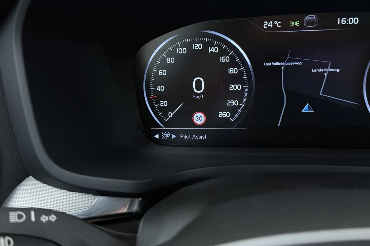2.0 T6 AWD Inscription | Trekhaak | 310 PK! | Org. NL | Pano | 360 Camera | CarPlay | Adapt. Cruise | Dual Memory | BSM|