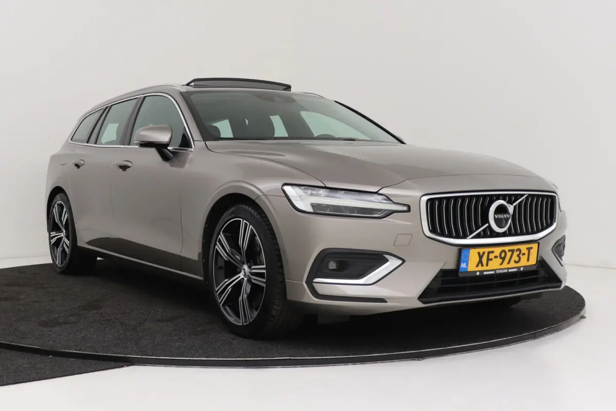 2.0 T6 AWD Inscription | Trekhaak | 310 PK! | Org. NL | Pano | 360 Camera | CarPlay | Adapt. Cruise | Dual Memory | BSM|