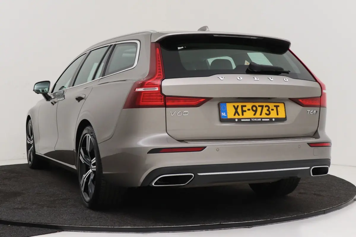 2.0 T6 AWD Inscription | Trekhaak | 310 PK! | Org. NL | Pano | 360 Camera | CarPlay | Adapt. Cruise | Dual Memory | BSM|
