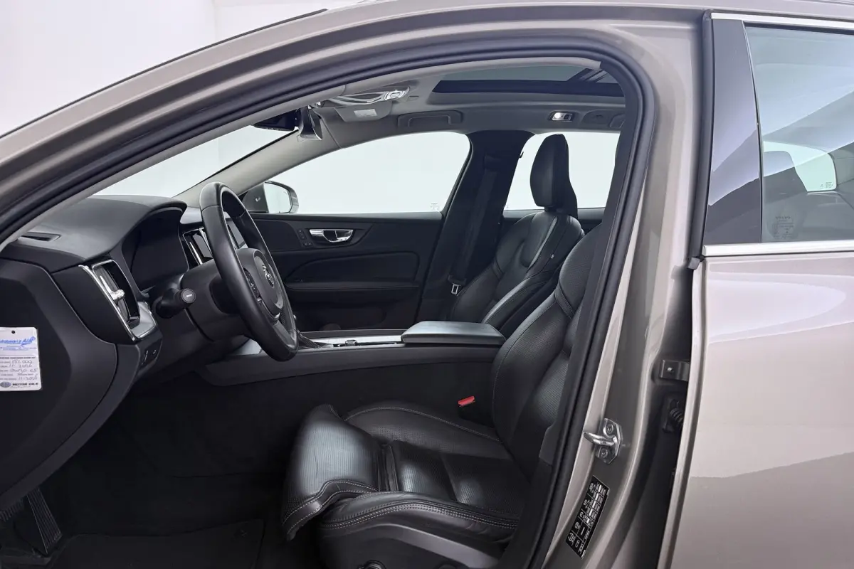 2.0 T6 AWD Inscription | Trekhaak | 310 PK! | Org. NL | Pano | 360 Camera | CarPlay | Adapt. Cruise | Dual Memory | BSM|
